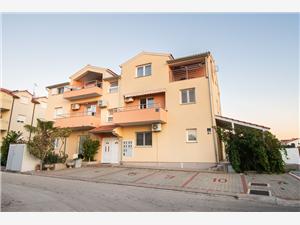 Apartment Sibenik Riviera,BookMonikaFrom 85 €