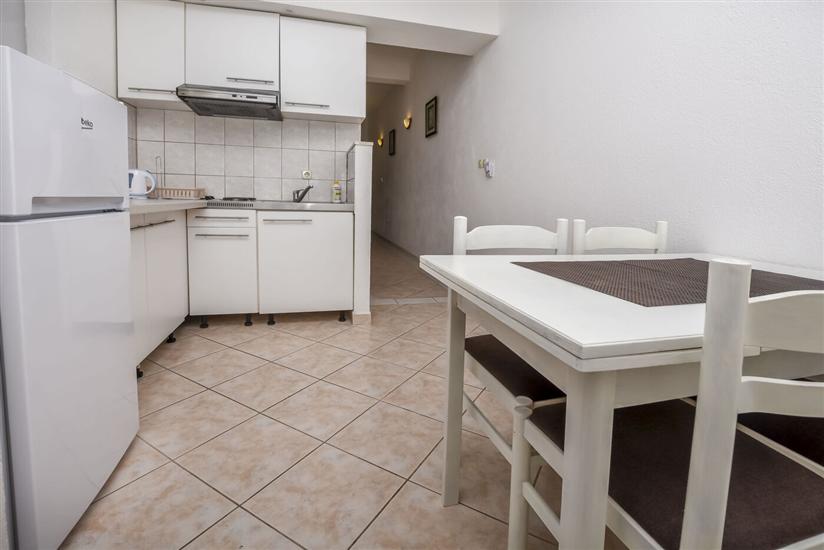 Apartment A2, for 6 persons