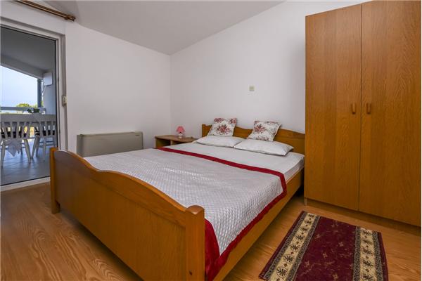 Apartment A7, for 5 persons