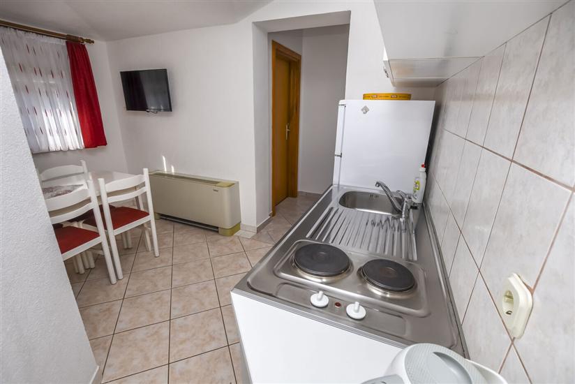 Apartment A7, for 5 persons