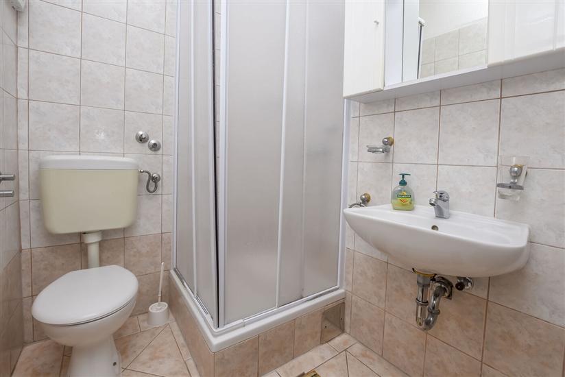 Apartment A8, for 3 persons