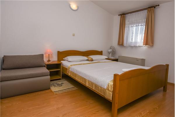 Apartment A8, for 3 persons
