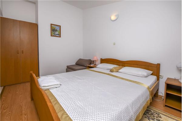 Apartment A8, for 3 persons