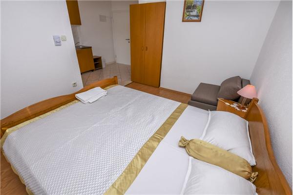 Apartment A8, for 3 persons