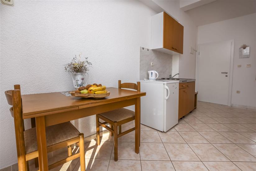 Apartment A8, for 3 persons