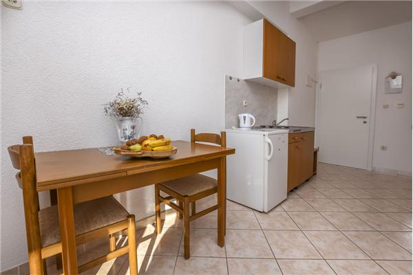 Apartment A8, for 3 persons