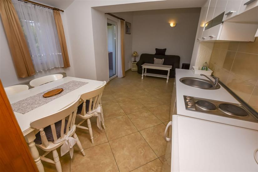 Apartment A10, for 4 persons