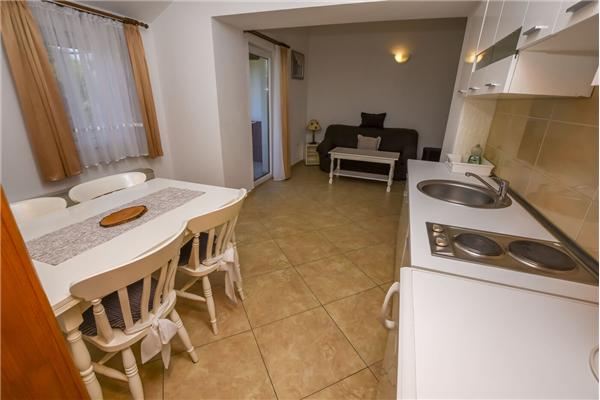 Apartment A10, for 4 persons