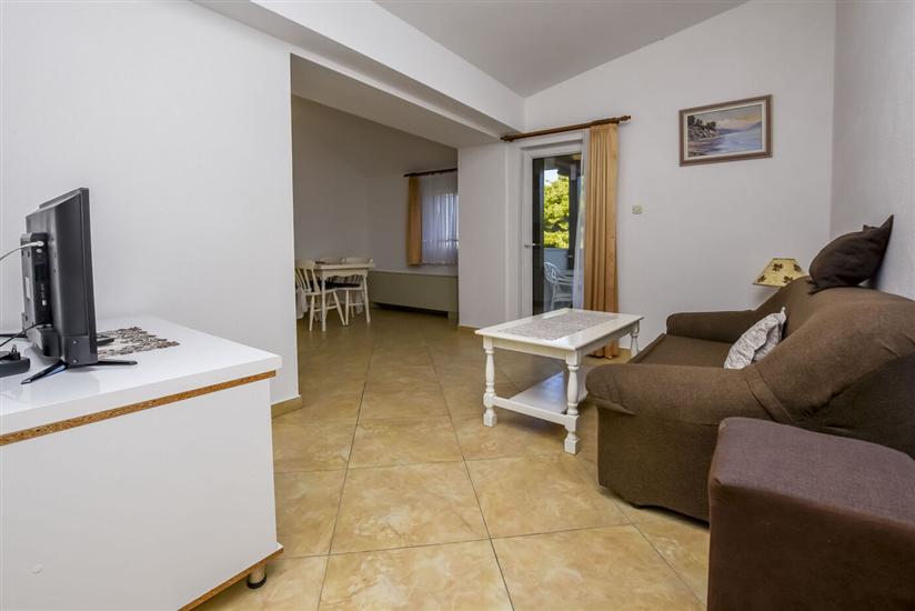 Apartment A10, for 4 persons