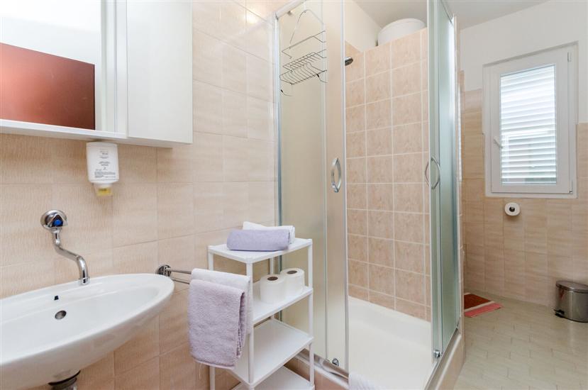 Room S2, for 2 persons