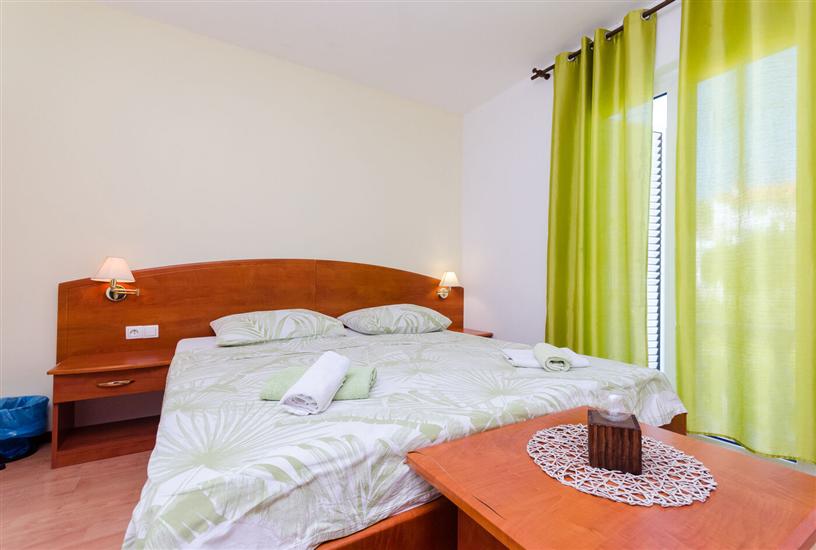 Room S6, for 2 persons