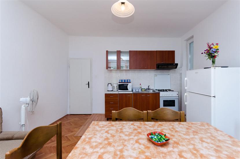 Apartment A2, for 4 persons