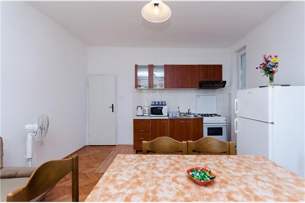 Apartment A2, for 4 persons