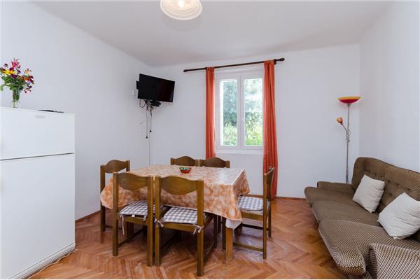 Apartment A2, for 4 persons