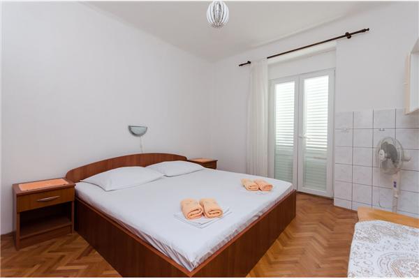 Apartment A2, for 4 persons