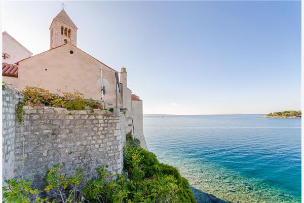 Room S2, for 2 persons