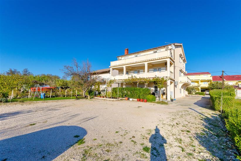 Apartments Marija P Lopar