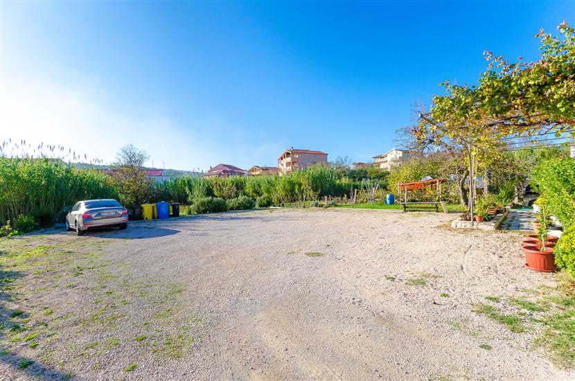 Apartments Marija P Lopar