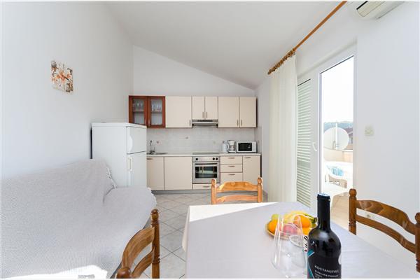 Apartment A1, for 5 persons