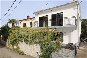 House - Klimno - island Krk