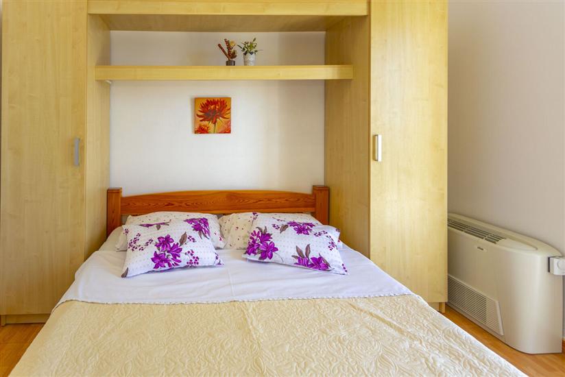 Apartment A2, for 3 persons