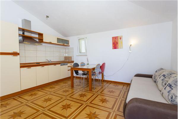 Apartment A2, for 3 persons