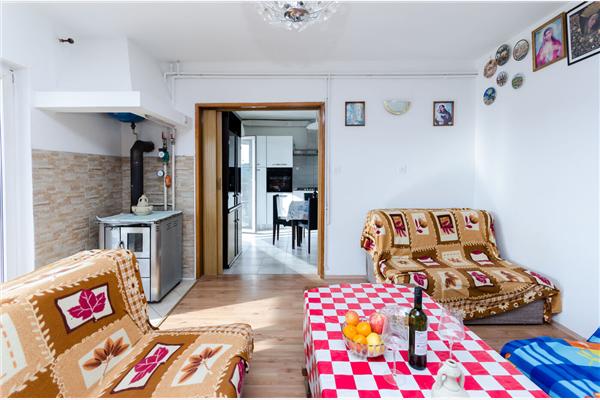 Apartment A1, for 5 persons