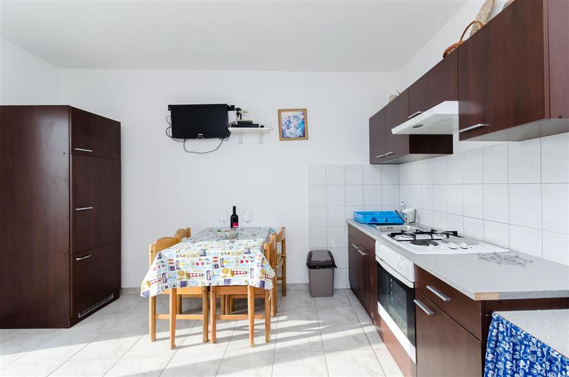 Apartment A2, for 3 persons