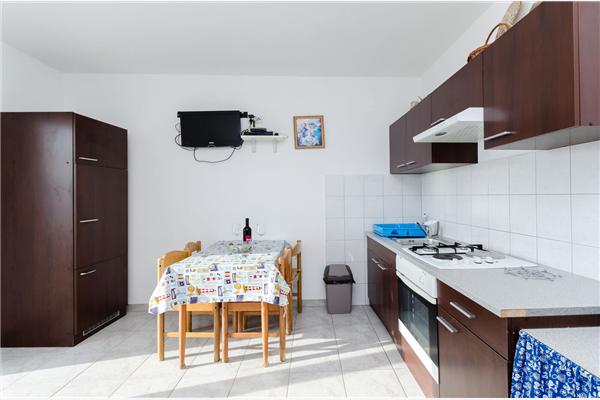 Apartment A2, for 3 persons