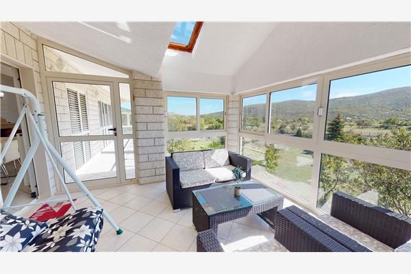 House K1, for 12 persons