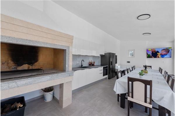 House K1, for 12 persons