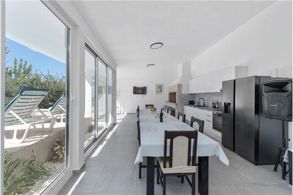 House K1, for 12 persons