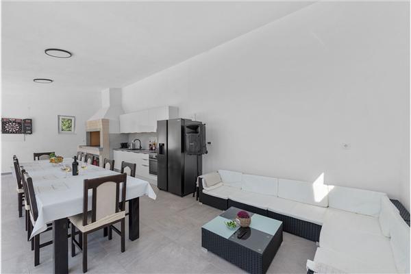 House K1, for 12 persons