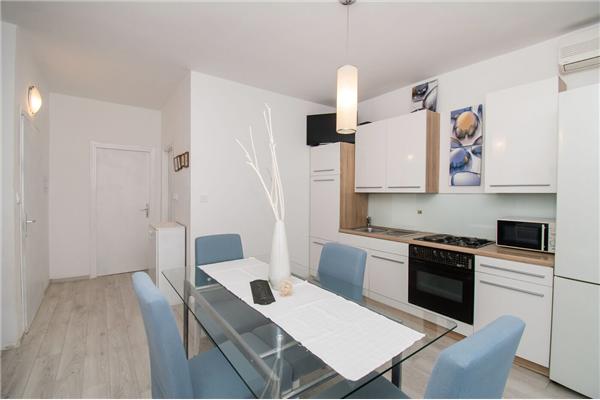 Apartman A4, na 3 osebe