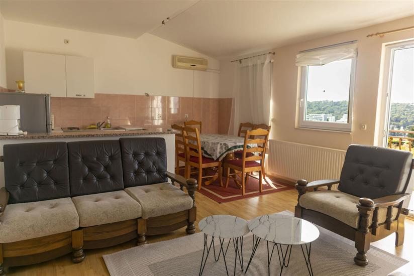 Apartment A1, for 6 persons