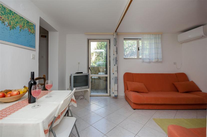 Apartment A1, for 2 persons