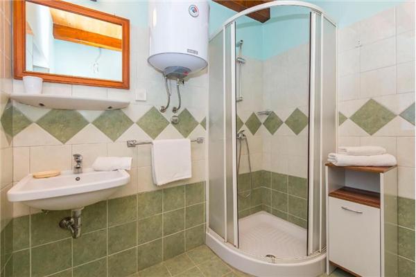 House K1, for 5 persons