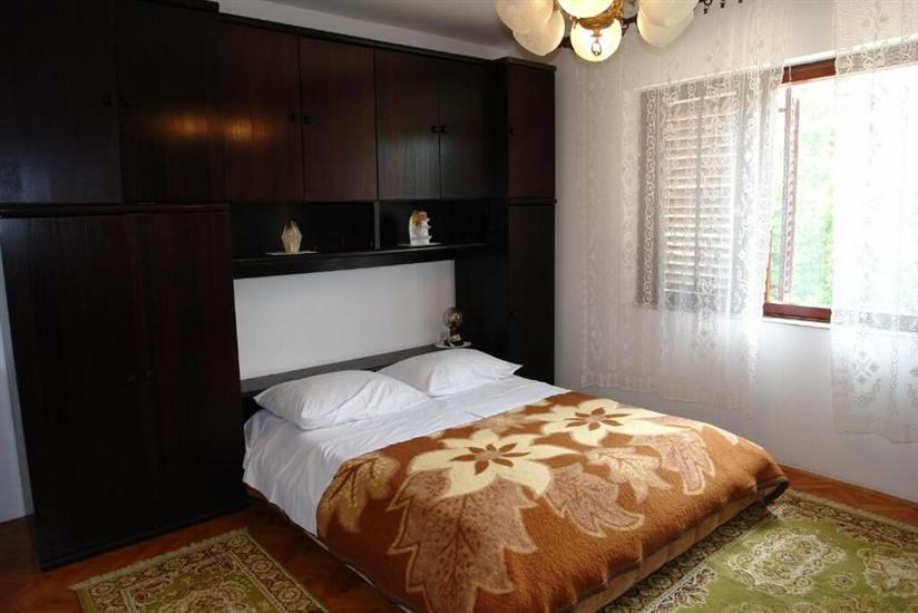 Appartamento A4, per 9 persone