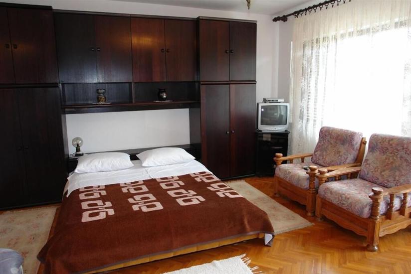 Appartamento A4, per 9 persone