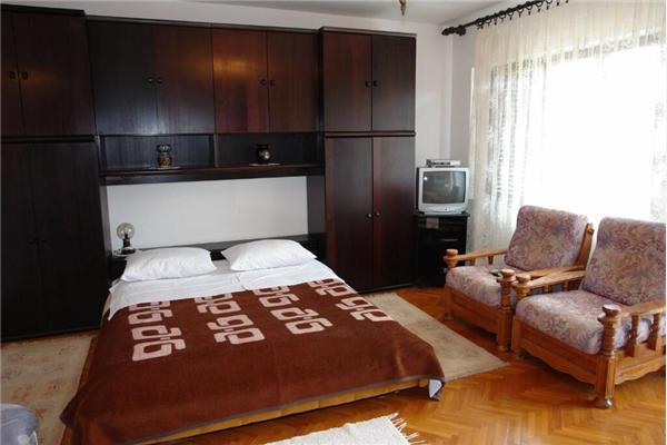 Appartamento A4, per 9 persone