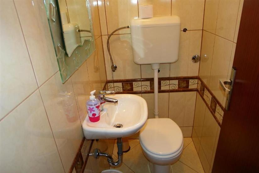 Appartamento A5, per 6 persone