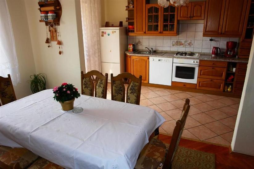 Appartamento A5, per 6 persone