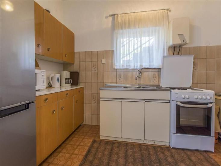 Apartment A1, for 7 persons