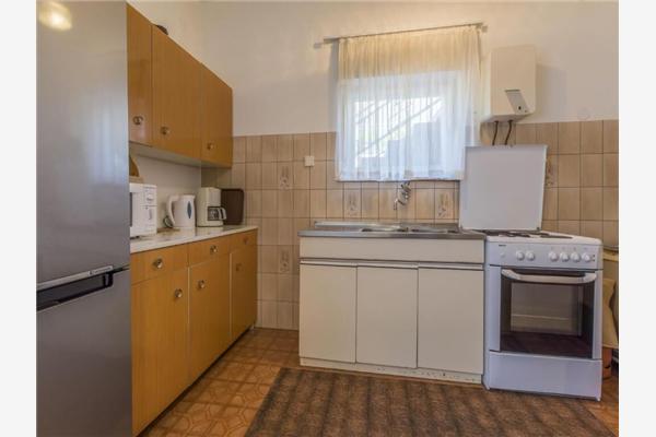 Apartment A1, for 7 persons