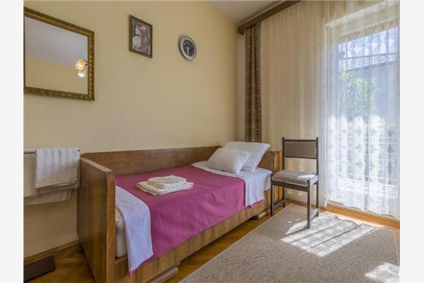 Apartment A1, for 7 persons