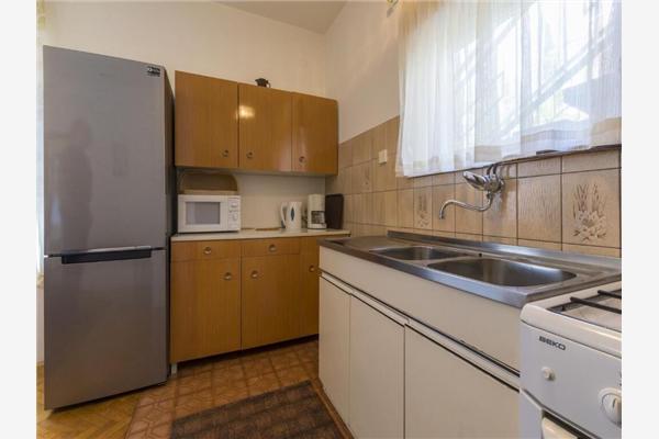 Apartment A1, for 7 persons