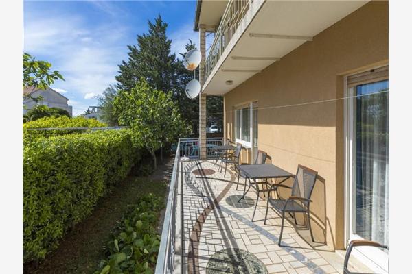 Apartment A1, for 7 persons