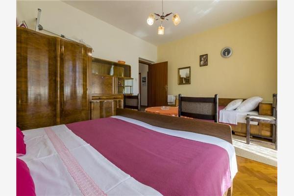 Apartment A1, for 7 persons