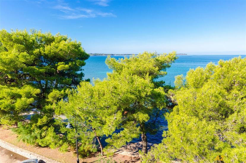 Apartment A2, for 5 persons