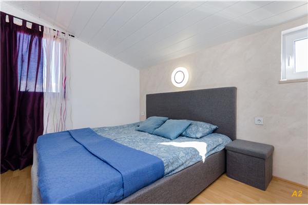 Apartment A2, for 5 persons